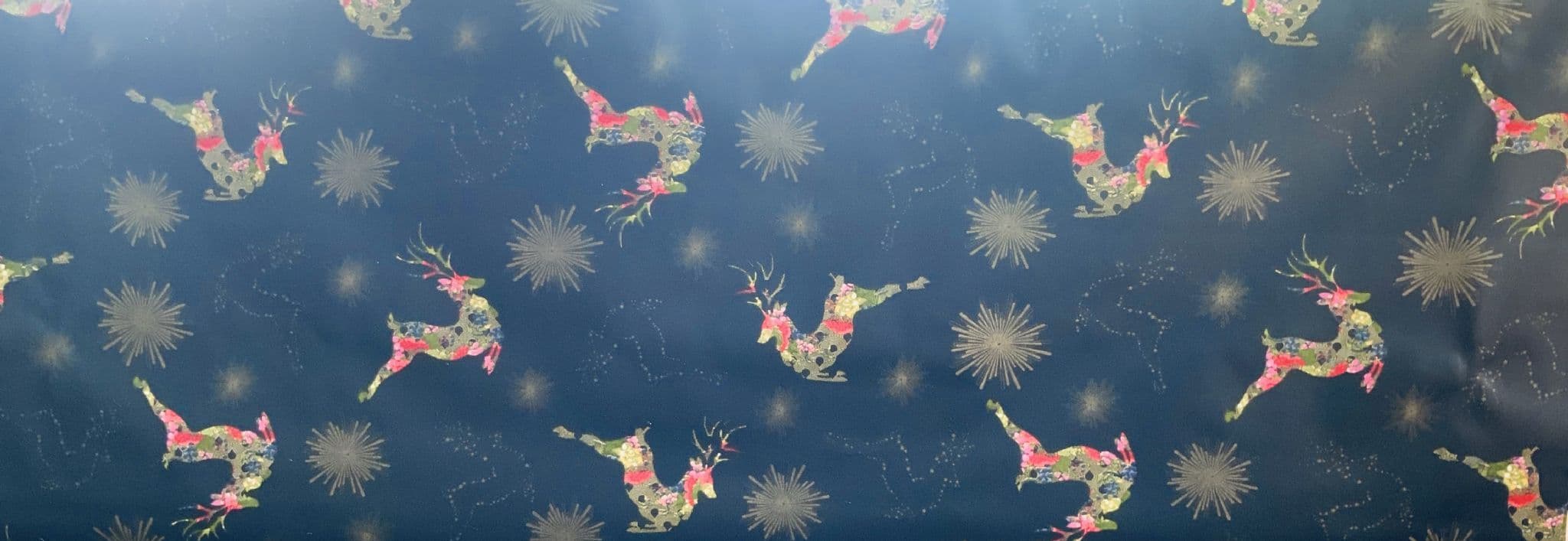 Pegasus Extra Wide Acrylic  Christmas Oilcloth In Navy